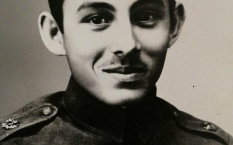 Papa Alex Grondhuis